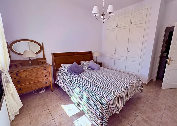 빌라 Three Palms Villa, *