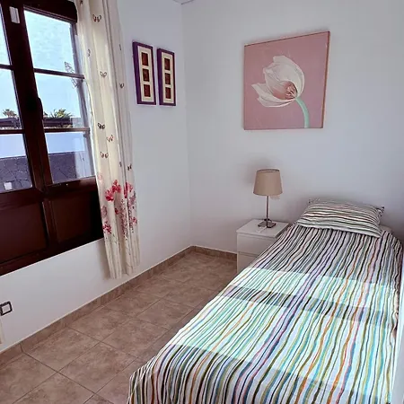 וילה Three Palms Villa, פלאיה בלנקה