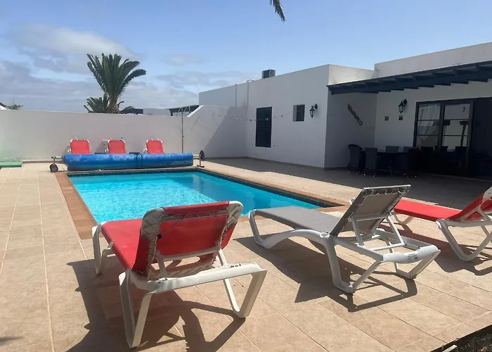 Three Palms Villa,