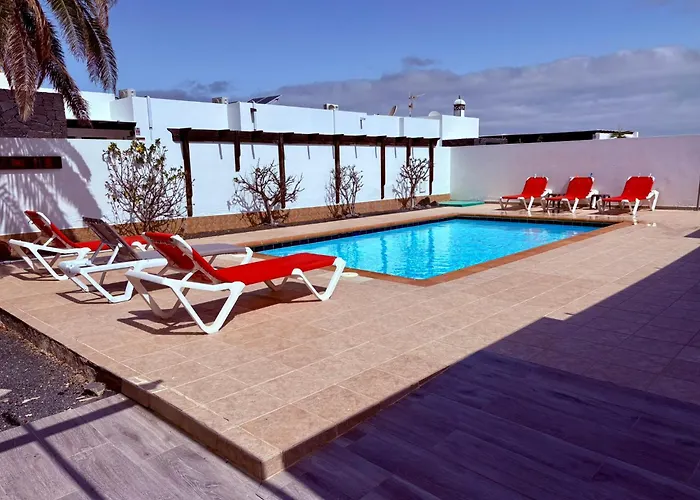 Three Palms Villa,